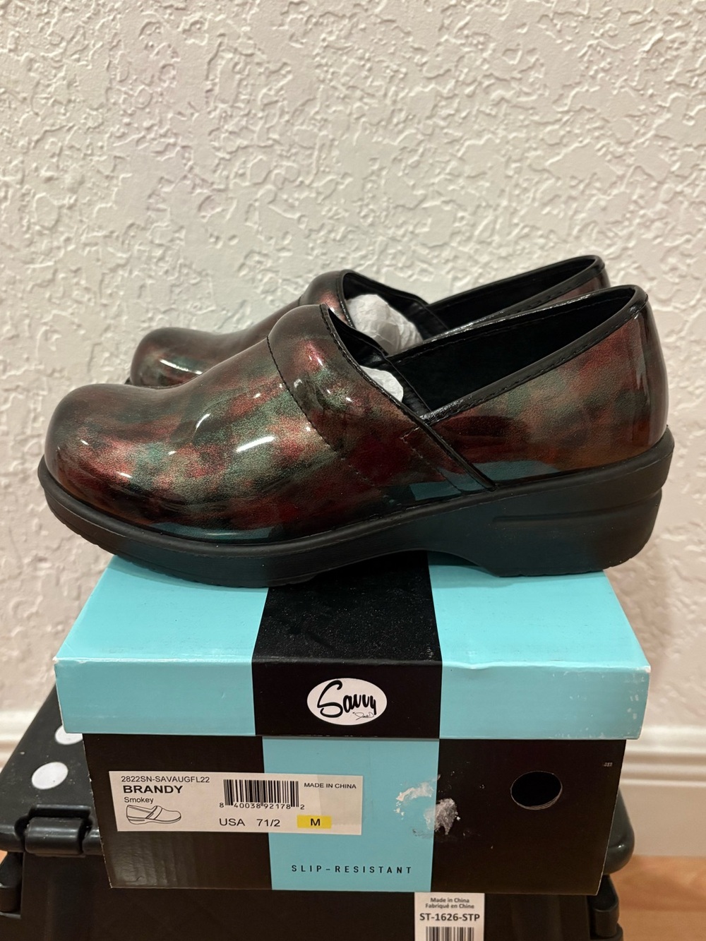 Savvy Women's Slip-Resistant Clogs Metallic Multi-color Size 7.5